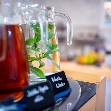 ホテル Felicity Garni