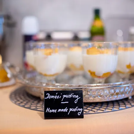 Felicity Garni 3* ブラチスラヴァ