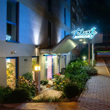 Hotel Felicity Garni 3*