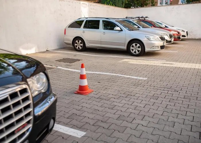 Felicity Garni 3* Bratislava