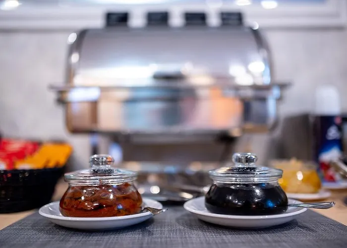 Felicity Garni Hotel 3*