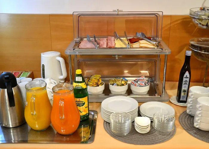 Felicity Garni Hotel 3*