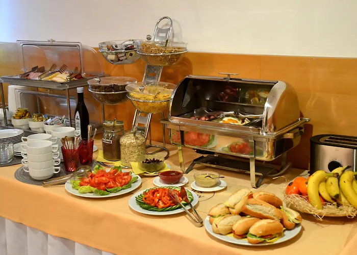 Felicity Garni 3* Bratislava