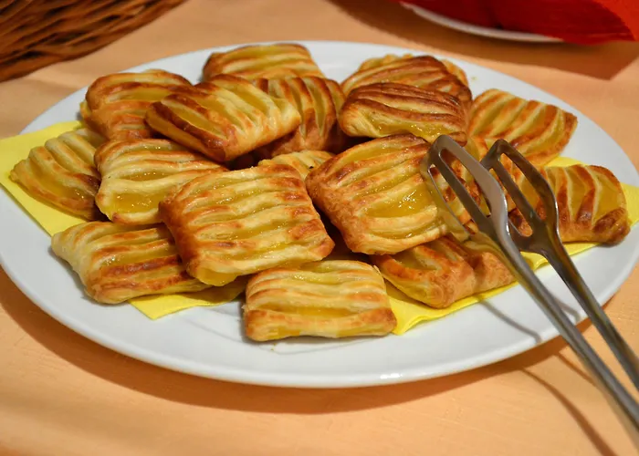 Hotel Felicity Garni 3*