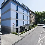 Felicity Garni Hotel 3*