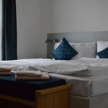 Felicity Garni 3* ברטיסלאבה